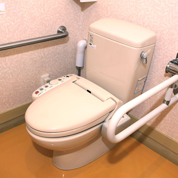 車イス用トイレ